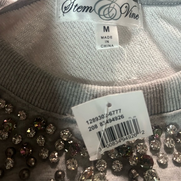 Chic Embellished Gray Crewneck Sweater - Picture 9 of 10